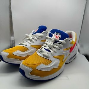 Nike Air Max2 Light
University Gold Flash Crimson